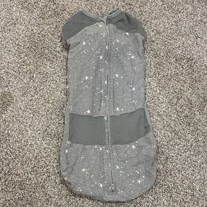Happiest Baby Gray Swaddle with Stars